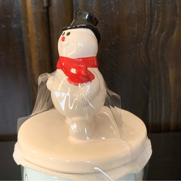 Rae Dunn JOLLY HAPPY FUN Frosty the Snowman Topper Mug - Picture 6 of 10